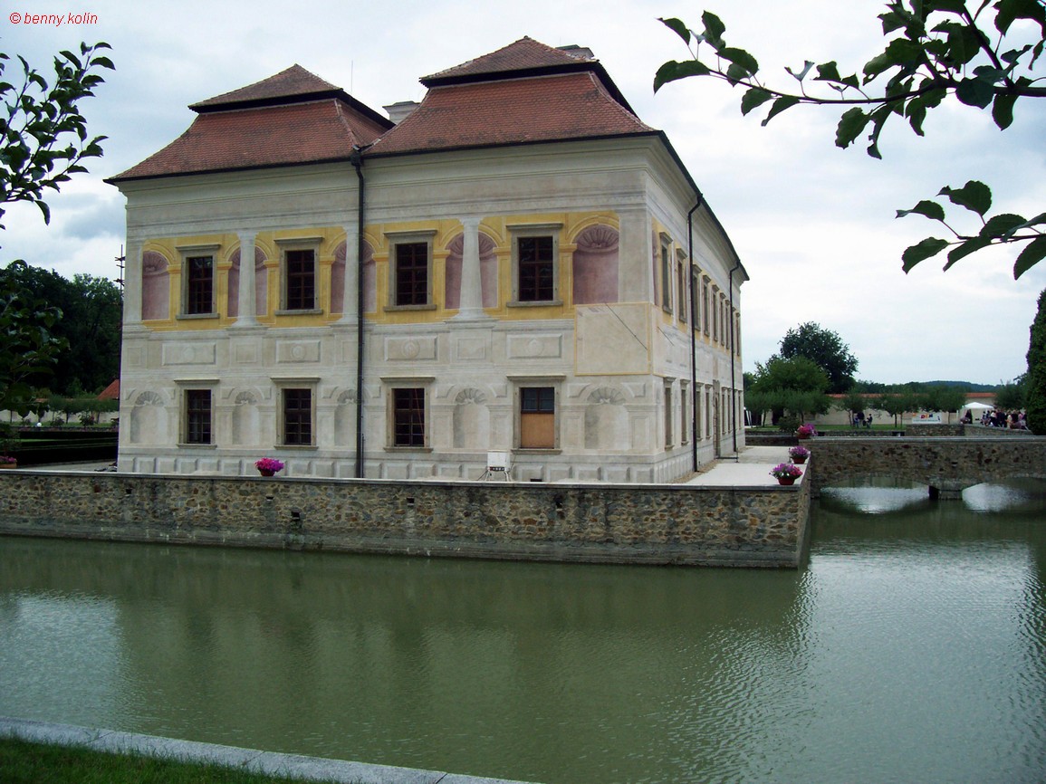 Snímek 103