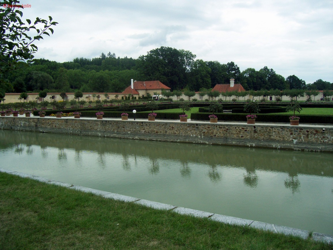 Snímek 106