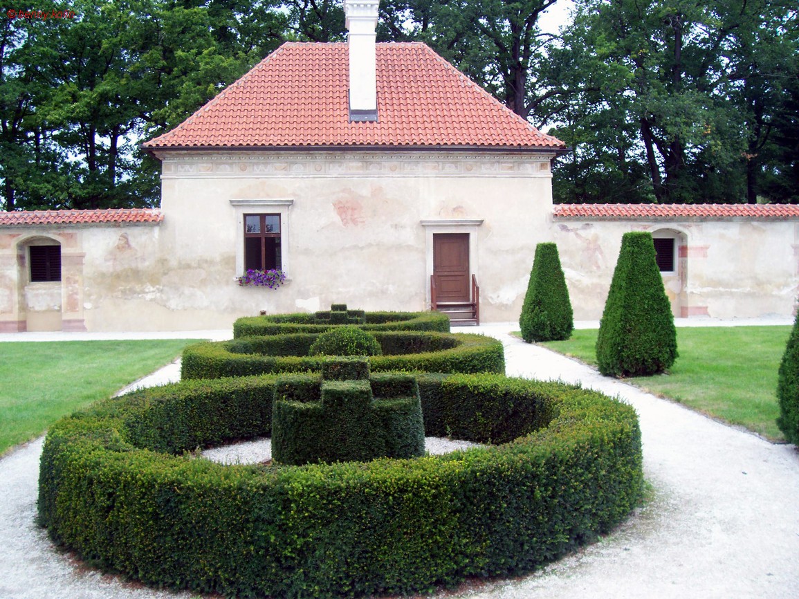 Snímek 107