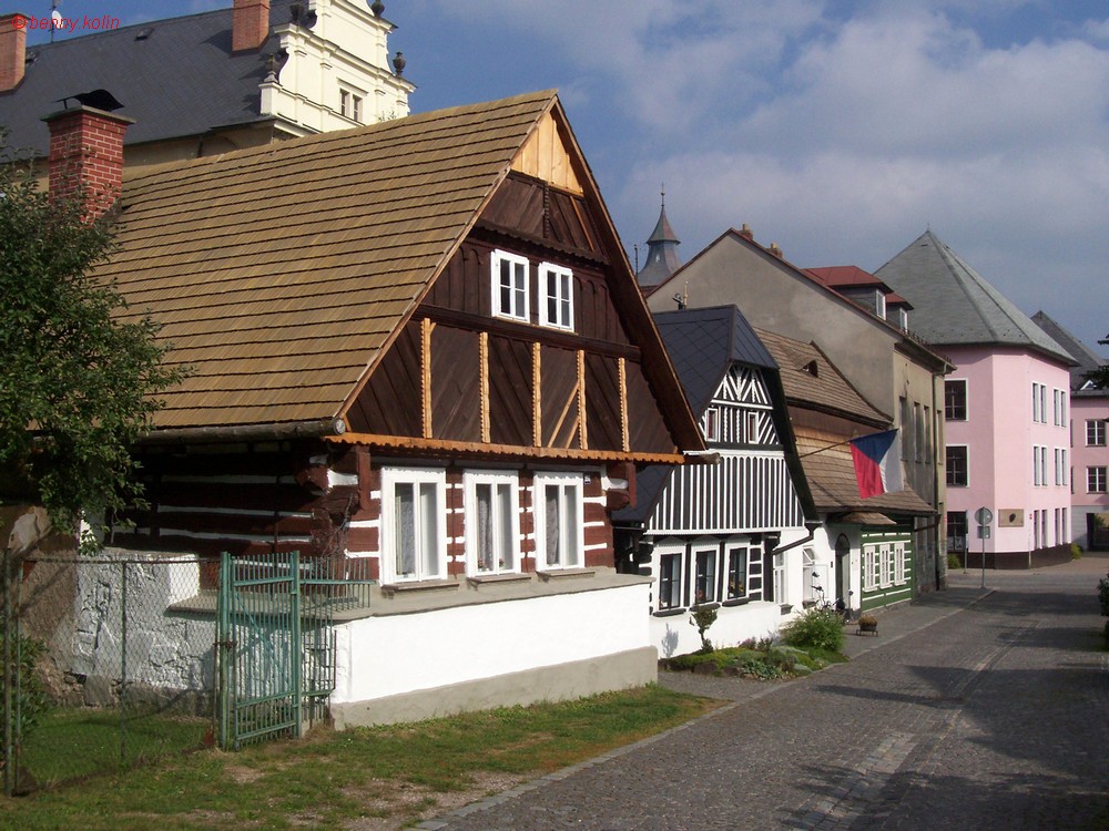 Zvědavá ulička 105